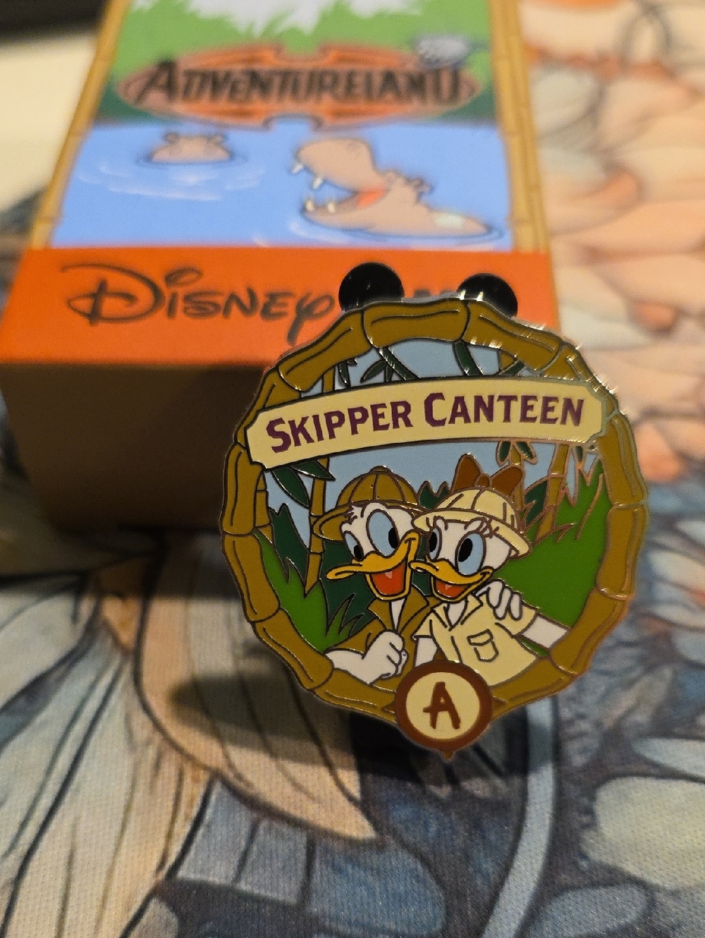 Disney Pin 166024 WDW Daisy & Donald Skipper Canteen Adventureland Mystery